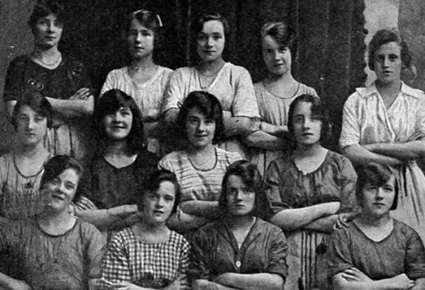 Фотография 1900 года испугала пользователей сети