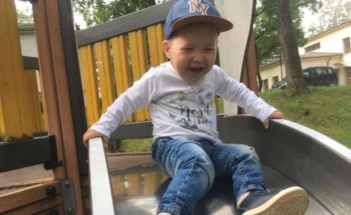 «Зеленая лампа»: 2-летнему Эрнесту нужна помощь