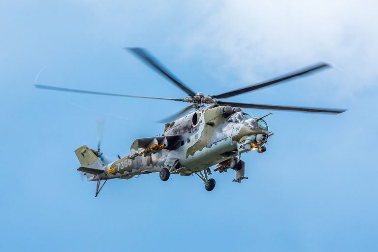 «Заранее договорились»: политолог назвал сбитый российский вертолет запланированной провокацией