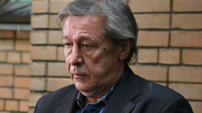 Семья погибшего в ДДП Сергея Захарова будет просить Путина помиловать Михаила Ефремова