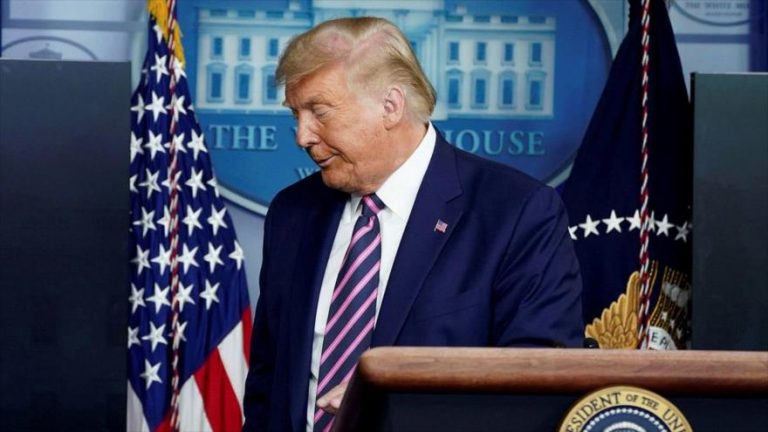 Трамп начал процедуру передачи власти Байдену. Но поражение не признал