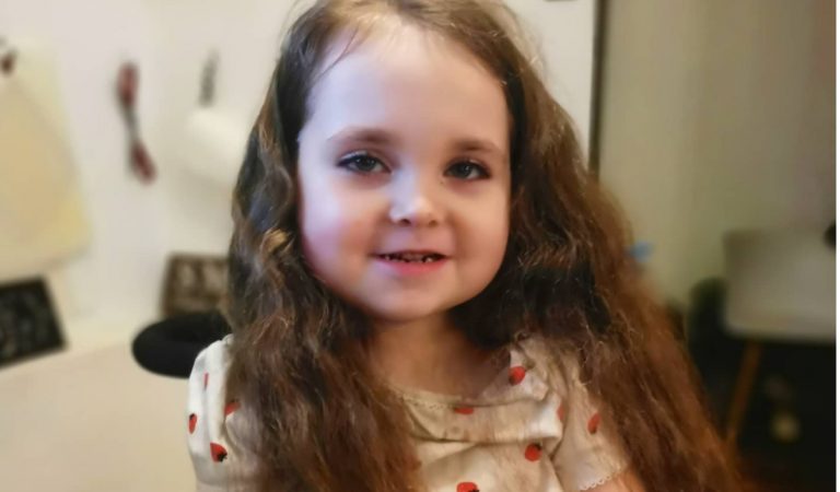 «Зеленая лампа»: 4-летней Марте нужна помощь