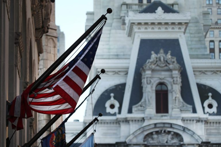 Политолог: у Трампа нет преимуществ, потому что США - не авторитарная страна