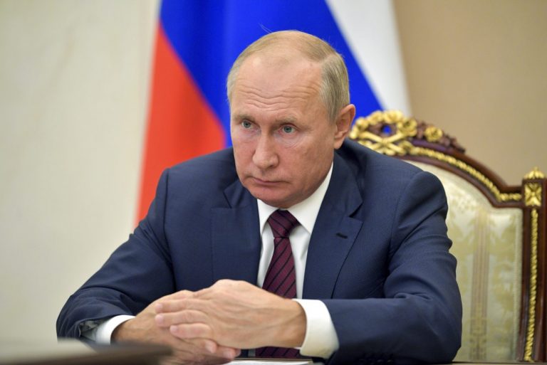 Daily Mail: Путин уйдет в отставку в январе из-за болезни Паркинсона