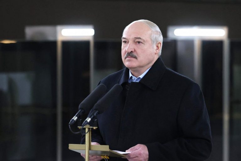 Лукашенко назвал «позорищем» президентские выборы в США