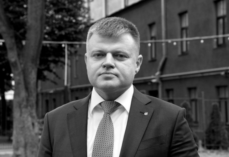 Издание: друг убитого адвоката Ребенка не в силах вернуться в их общий дом