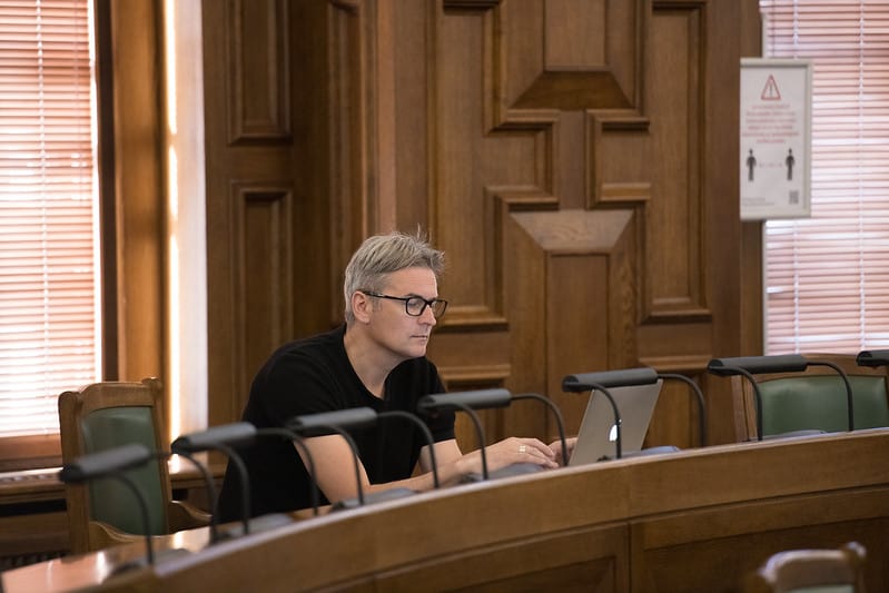 Бондарс: понимаю боль творческих людей, но многие прячутся за «артистами»