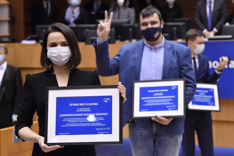 Оппозиции Беларуси вручили премию Сахарова (ФОТО)