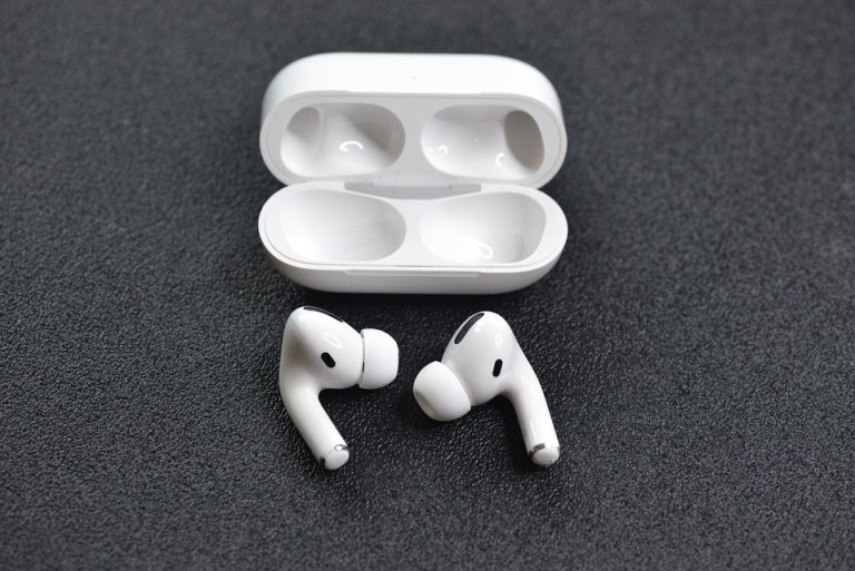Apple запатентовала функцию переключения треков щелчком языка