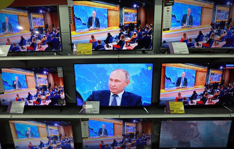 Россия может ввести против Латвии меры в ответ на притеснение СМИ