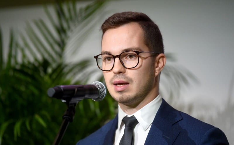 Теперь официально: на бывший пост Пуце партия выдвинула Артура Плешса
