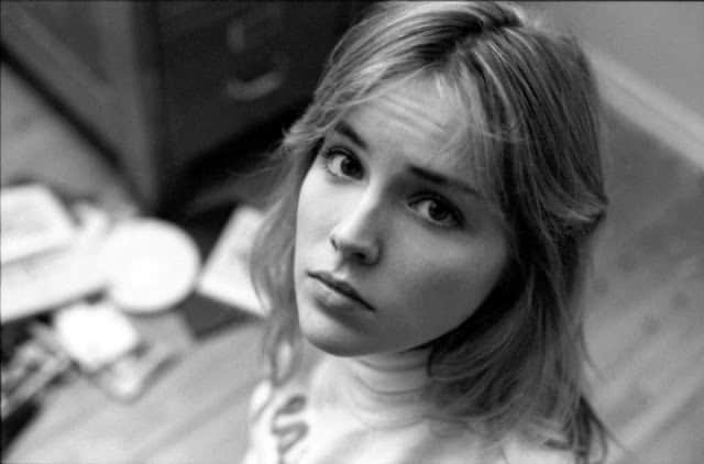 Редкое фото Аллы Пугачевой, премьера «Звездных войн» в 1977 году и молоденькая Хиллари Клинтон в подборке уникальных исторических фотографий