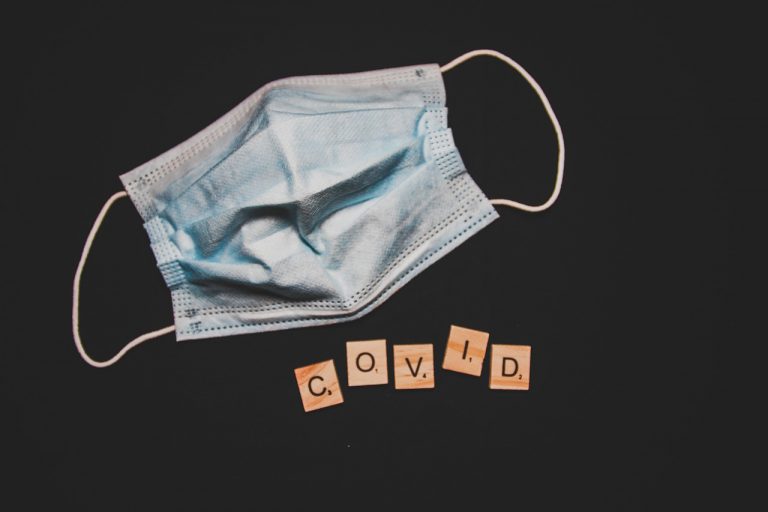 В Латвии выявлен новый штамм COVID-19