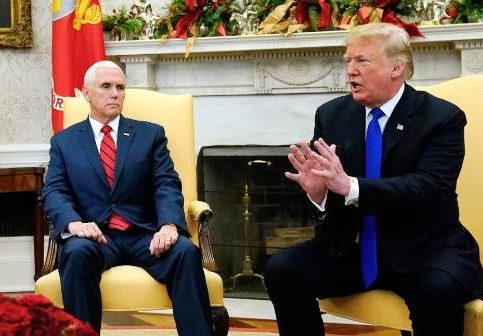 Вице-президент США отказался отстранять Трампа, окончательное решение будет принято сегодня