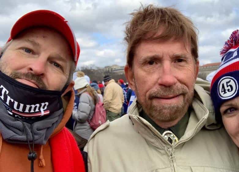 ФОТО: на митинге сторонников Трампа «заметили» Чака Норриса