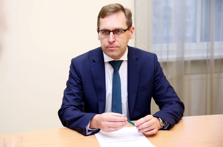 Сеймом избран преемник Элиты Крумини на посту госконтролера