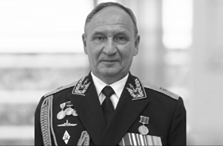 Умер обогнувший Землю под водой контр-адмирал Бедердинов