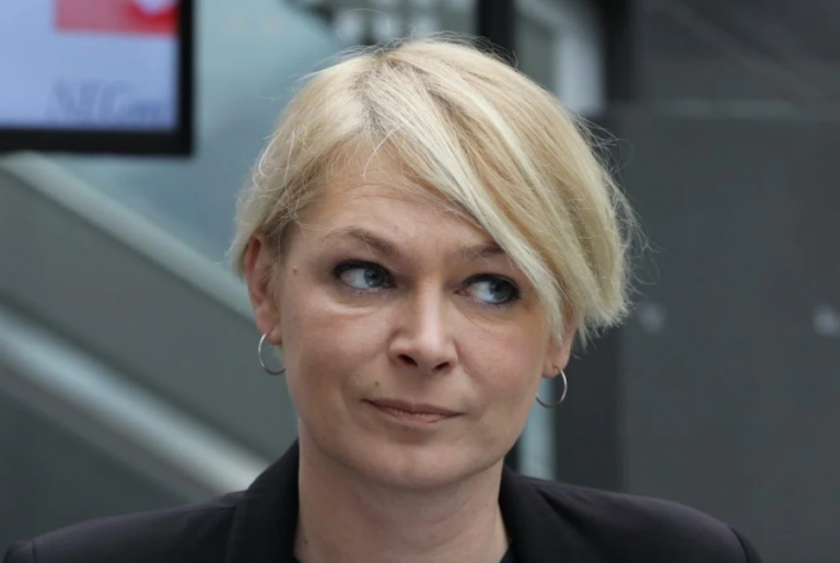 Глава Бюро вакцинации: нашу структуру ликвидируют, когда большинство будет привито от COVID