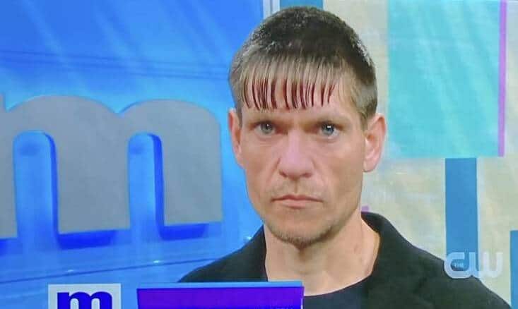 Просканируй лоб и получи 20% скидку на следующую стрижку! Парикмахеры на карантине мстят по полной!