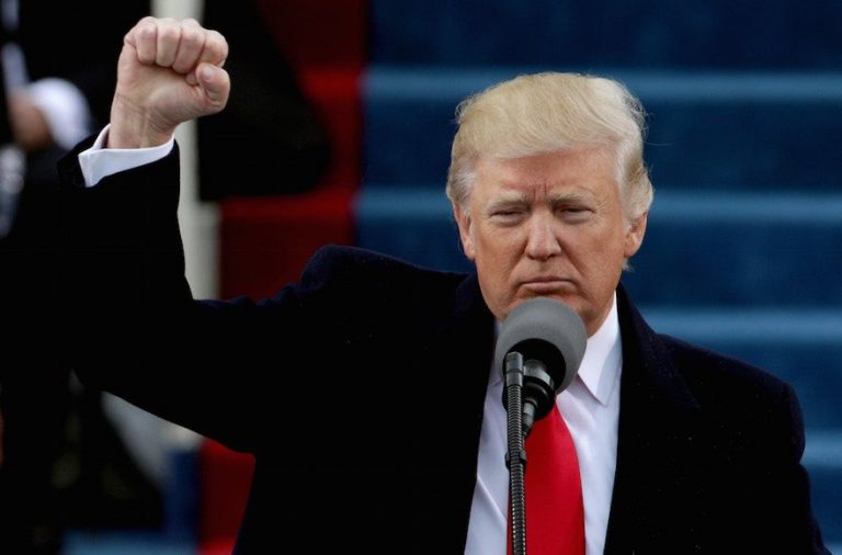 Трамп пообещал победить в восьми штатах