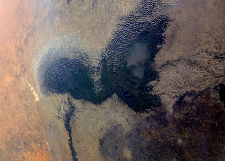 Космонавт сфотографировал самое романтичное место на Земле