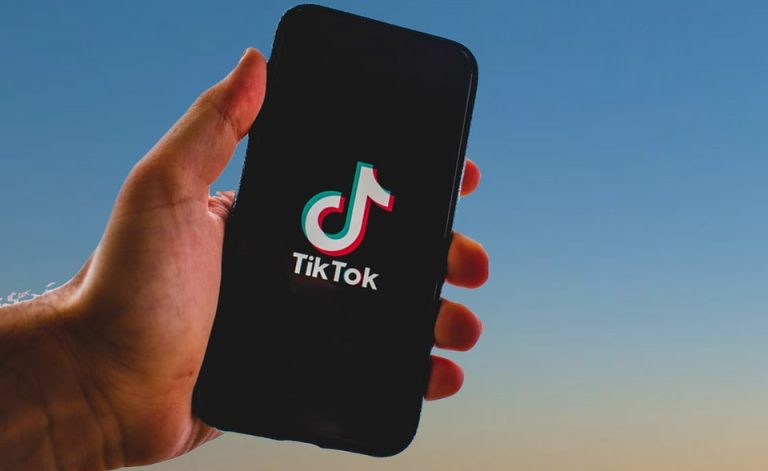 В Еврокомиссию пожаловались на TikTok