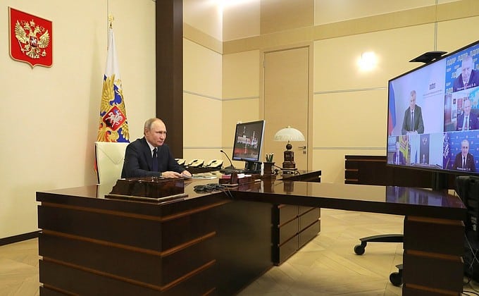 Путин о запрете российских телеканалов в Латвии: почему молчит Европа? (ВИДЕО)