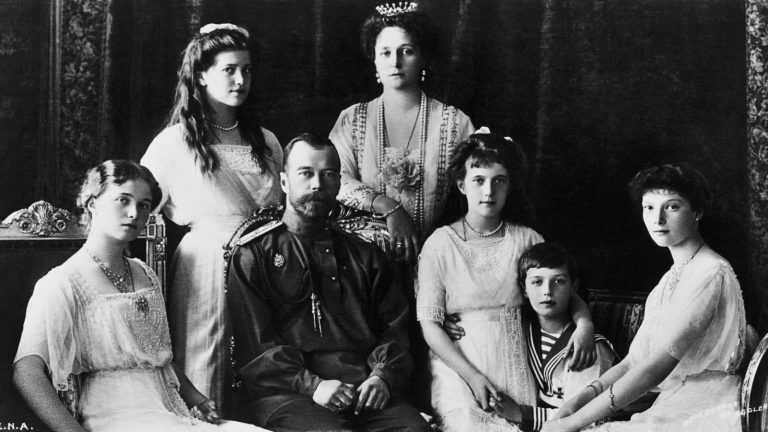 Расстрел царской семьи: только у двух красных латышских стрелков есть алиби