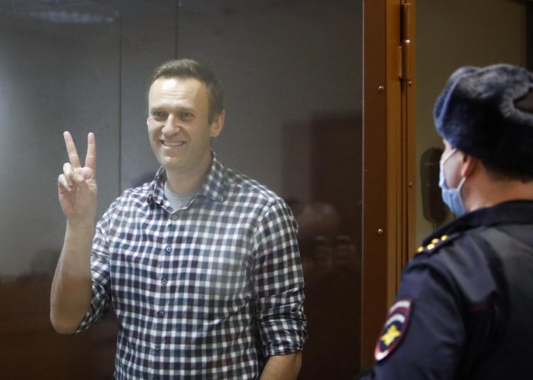 Женевский форум по правам человека присудил Навальному премию Мужества