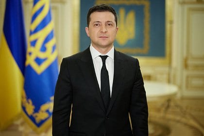 Зеленский опубликовал видеообращение к России и подписал указ о «деоккупации» Крыма