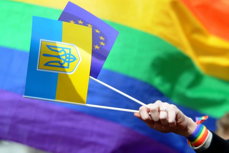 Минздрав Украины потратит 306 тысяч евро на изучение поведения геев