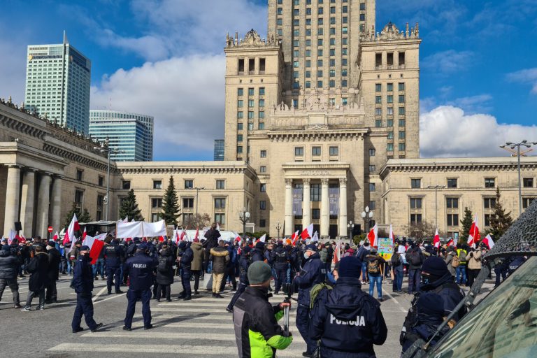 В Польше объявили общенациональный локдаун