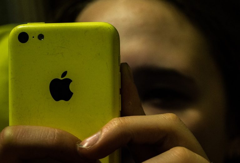 Специалисты подозревают скорый дефицит iPhone