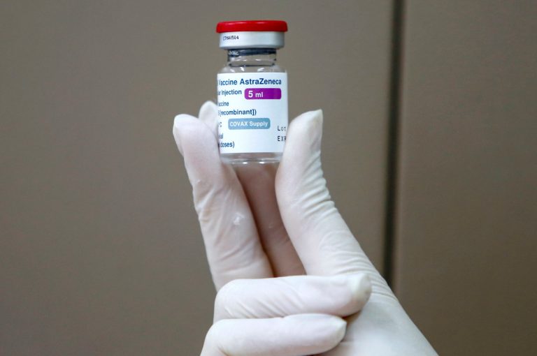 В Латвию прибудут более 40 тысяч доз AstraZeneca