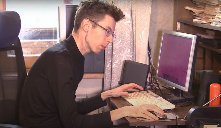 Куда пропал и как живет автор знаменитой «Белой стрекозы любви», которой подпевали все