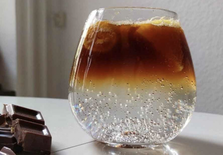 Coffee Tonic — новый хит в Instagram — идеальный кофейный напиток для теплых месяцев