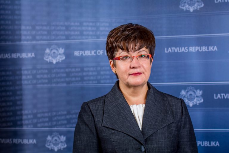 Вместо Мурмане-Умбрашко выбран новый госсекретарь Минздрава
