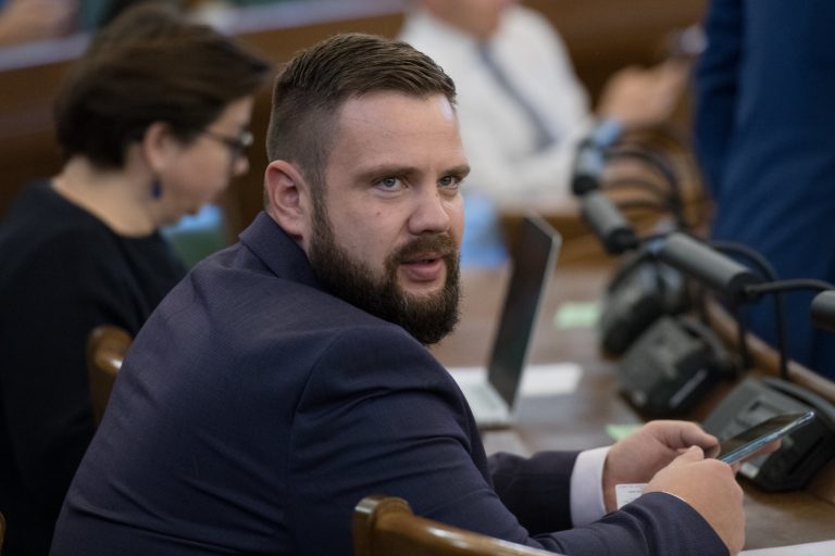 KPV LV отзовет Витенбергса с поста министра экономики