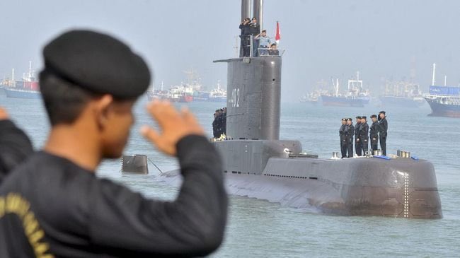 Пропавшая индонезийская подлодка признана погибшей. На борту было 53 члена экипажа