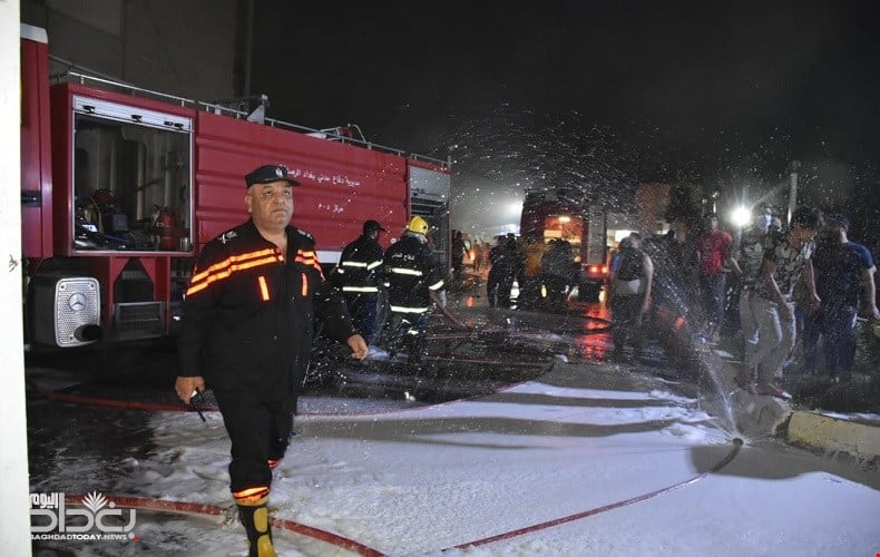 В Багдаде после взрыва почти полностью сгорела больница для COVID-больных