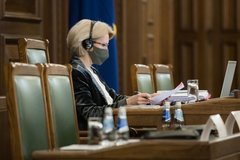 Сейм принял решение о террасах, опасаясь того, что НКП с оппозицией отменят еще больше ограничений