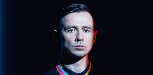 Музыкант Дельфин выпустил песню, посвященную врачам-борцам с COVID-19