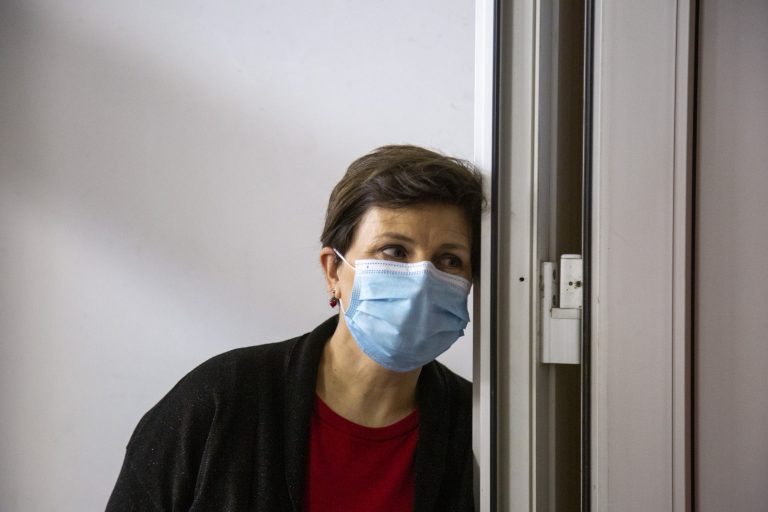 Винькеле: с антивакцинщиками надо говорить с любовью и уважением