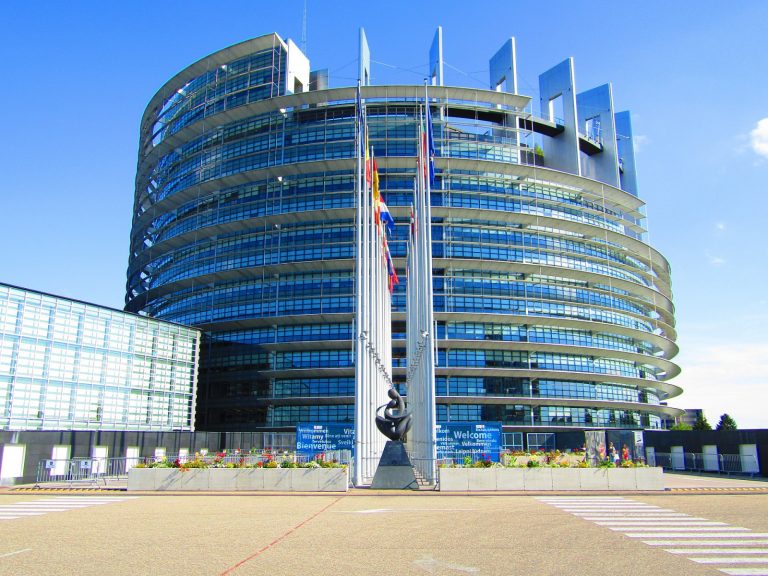 Европарламент сформулировал пять принципов для ведения дел с Россией