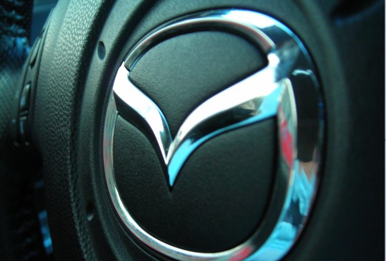 Из-за дефицита чипов Mazda не сможет выпустить 100 тысяч машин