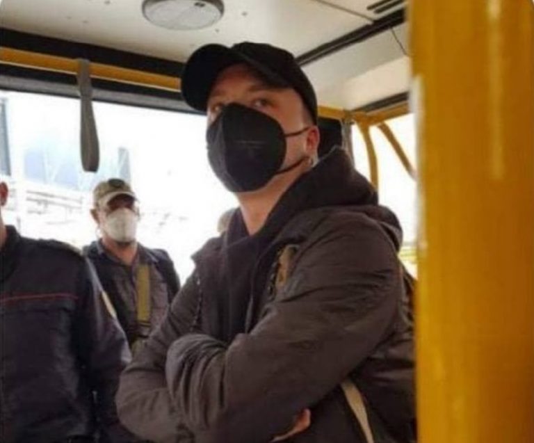 «Здесь меня ждет смертная казнь»: пассажиры рейса рассказали о задержании Протасевича