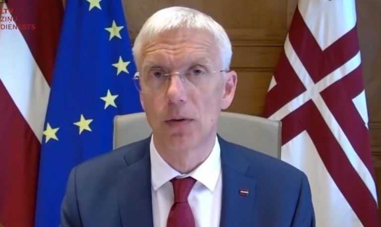 Правительство в четверг рассмотрит «пакет бонусов» для вакцинированных