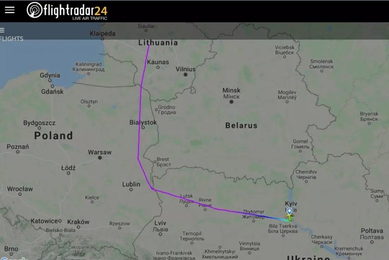 Полеты в обход Беларуси обойдутся airBaltic в 200 000 евро ежемесячно