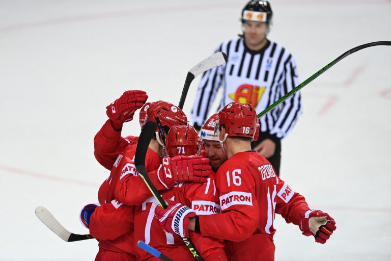 Россия обыграла Данию со счетом 3:0 в матче ЧМ по хоккею