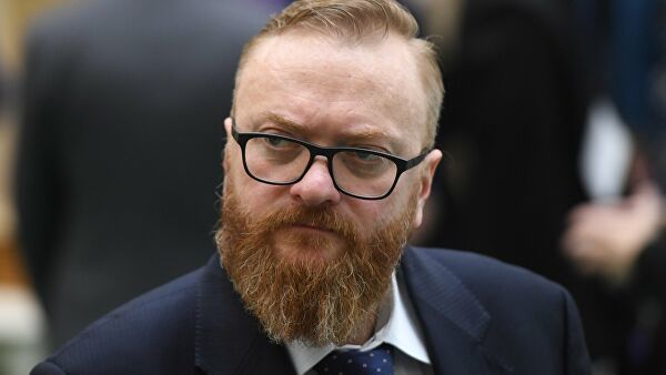Милонов предложил запретить импорт шпрот: «а будут выпендриваться, и флаг поменяем»